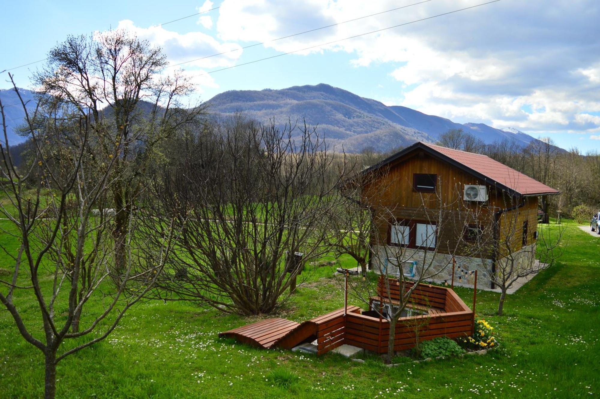 Sleeping With The Bees Kozjak コバリード エクステリア 写真