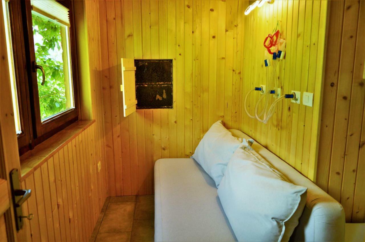 Sleeping With The Bees Kozjak コバリード エクステリア 写真